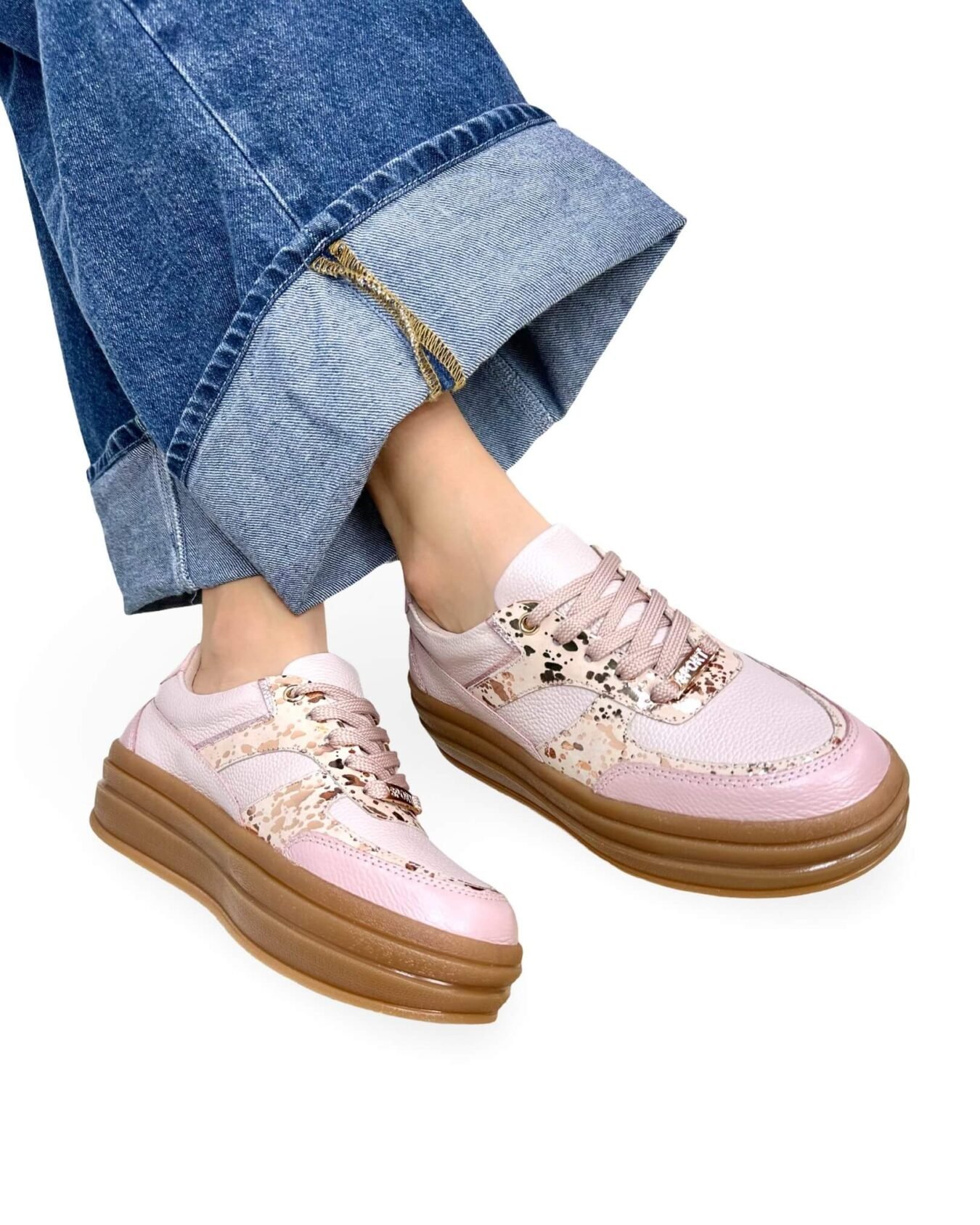 Deportivo Clarise Nude