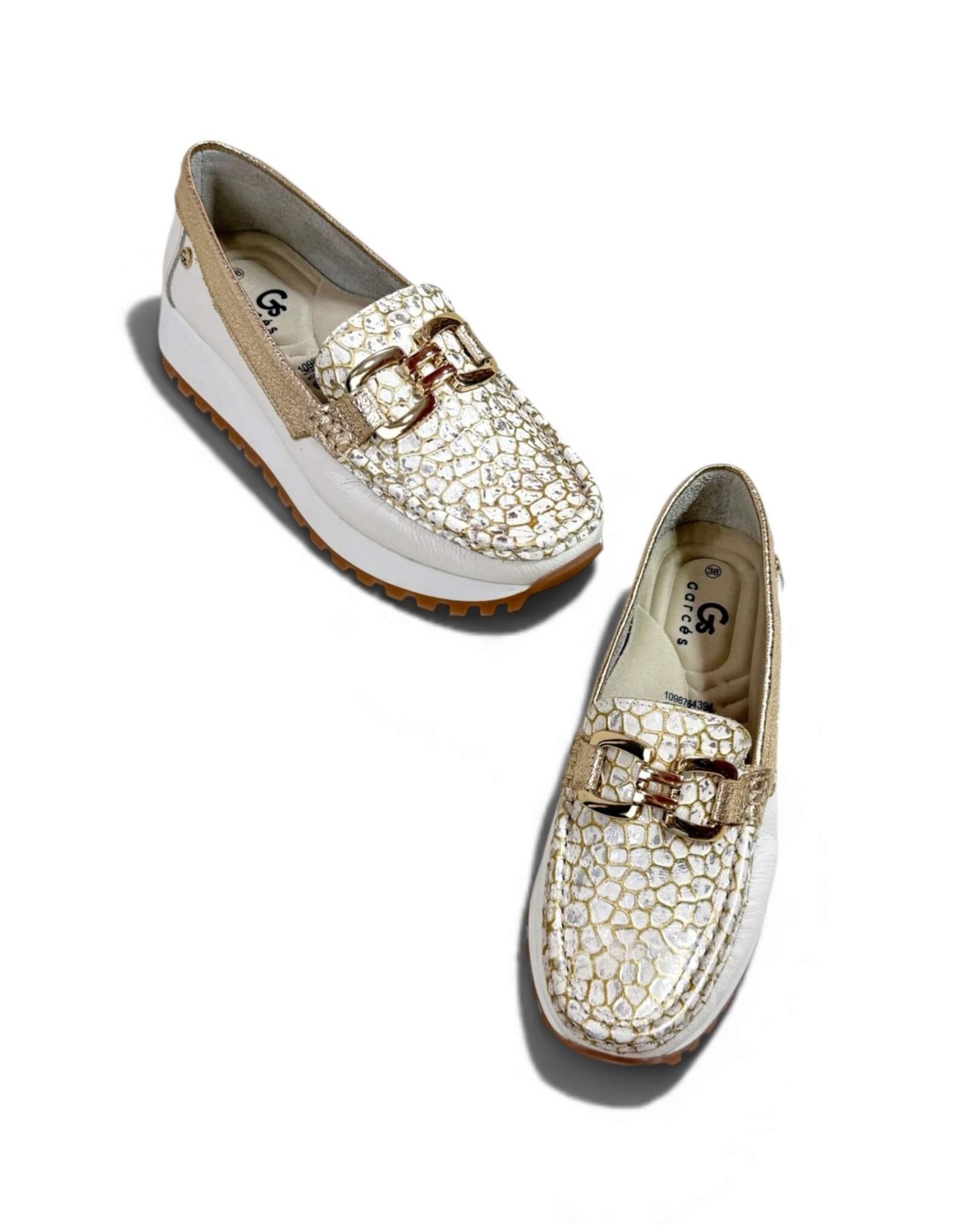 Mocasin Camila Talco Dorado - Image 4