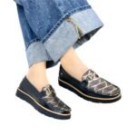 Mocasin Danna Negro Oro Ondas